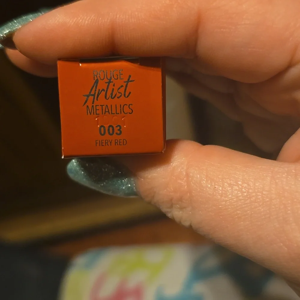 Makeup Forever Rouge Artist Metallics Lipstick - Fiery Red - Picture 2 of 3